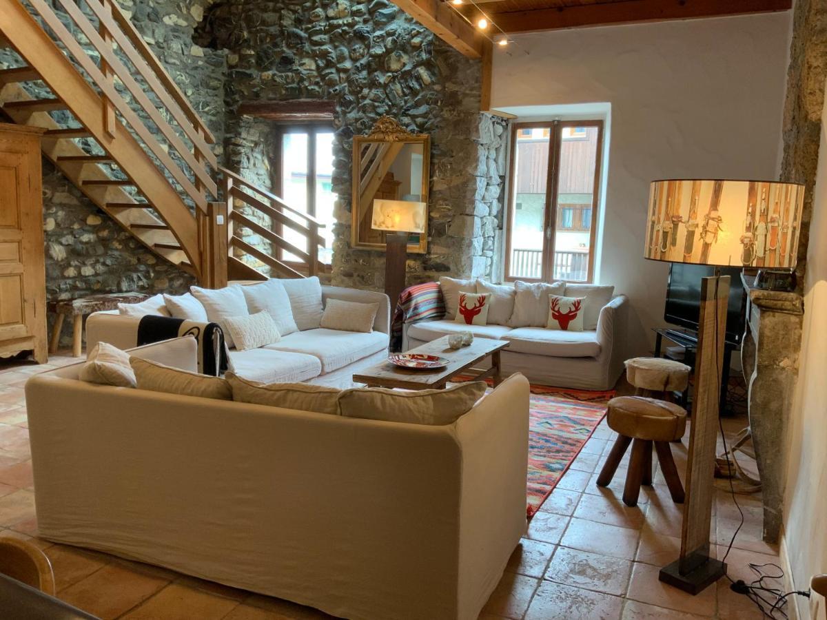 Maison Du Bourg Ferienhaus *